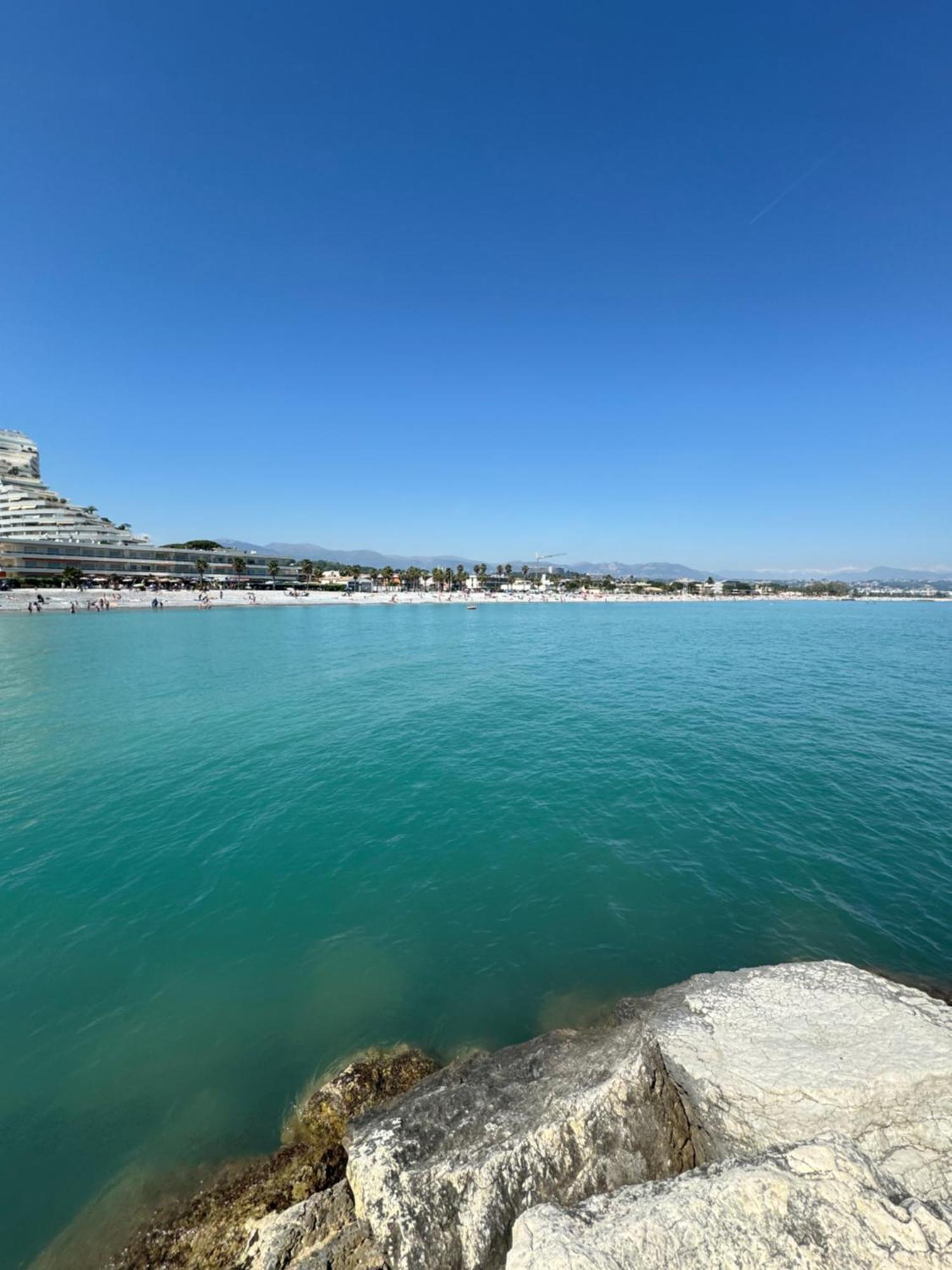 Appartemment Vue Et Piscine Appartement Villeneuve-Loubet